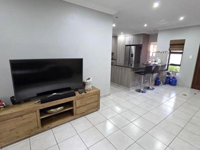 House for rent in North West