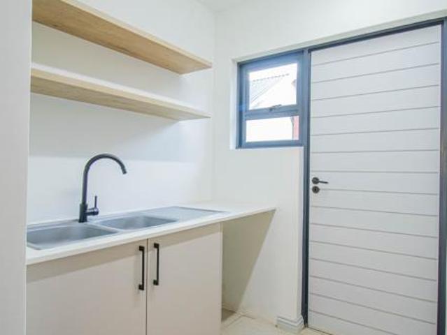 House for rent in North West