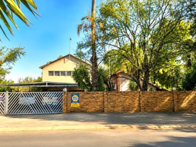 House for sale in North West