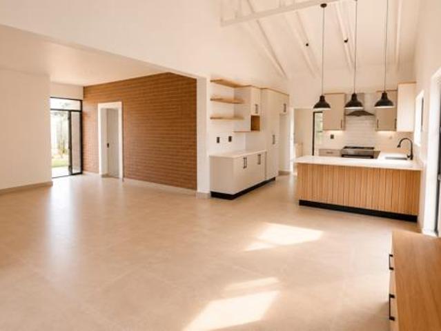 House for rent in North West