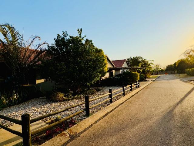 House for sale in Hartbeespoort Dam Nature Reserve, North West