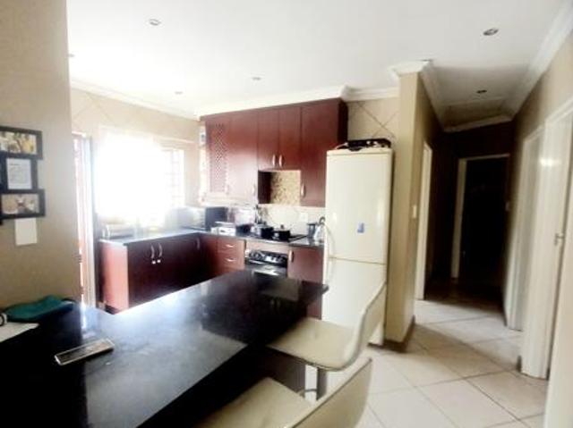 House for rent in North West