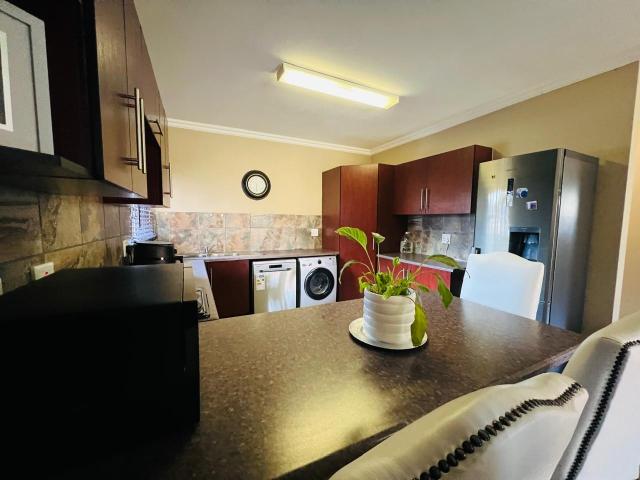 House for rent in Hartbeespoort Dam Nature Reserve, North West