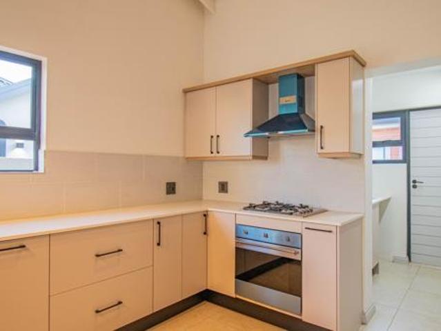 House for rent in North West