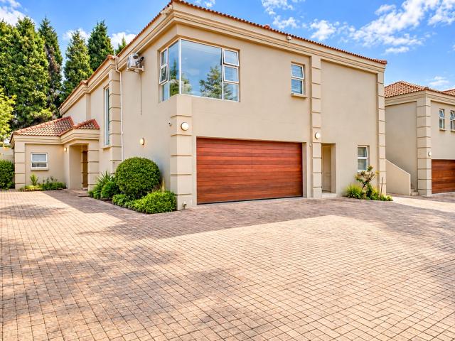 House for sale in Johannesburg, City of Johannesburg Metropolitan Municipality