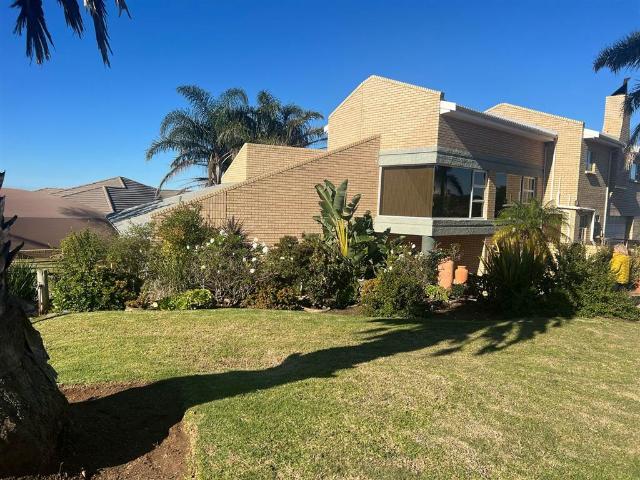 House for sale in Groot Brak Rivier, Western Cape