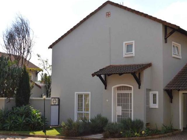 House for rent in Waterkloof, Gauteng