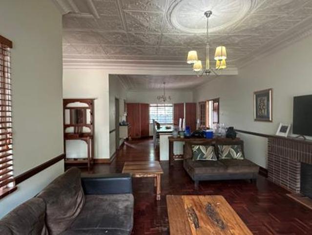 House for rent in Waterkloof, Gauteng