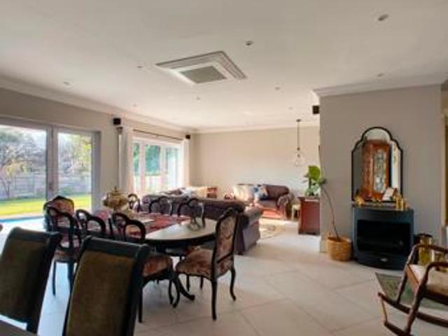 House for rent in Waterkloof, Gauteng