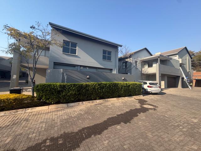 House for sale in Waterkloof, Gauteng