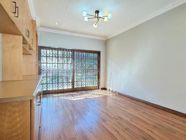 House for rent in Waterkloof, Gauteng
