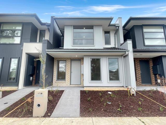 Townhouse for rent in Mernda on the Park, Melbourne