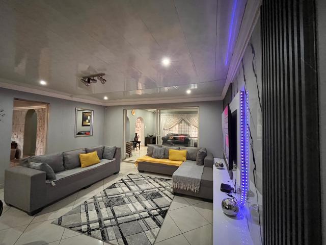 House for sale in Waterkloof, Gauteng