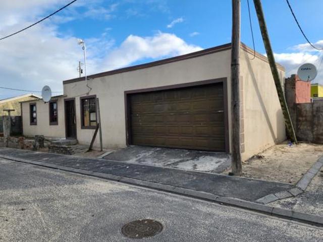 House for sale in Cape Town, Western Cape