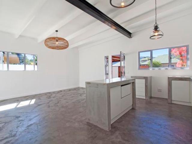 House for sale in Cape Town, Western Cape
