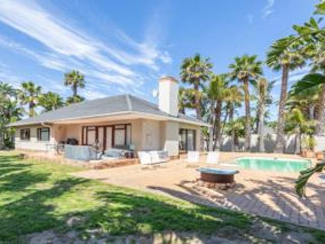 House for sale in Milnerton, Western Cape