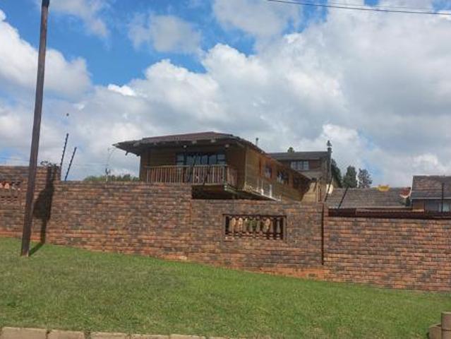 House for sale in West Rand Garden estates, Westonaria Local Municipality