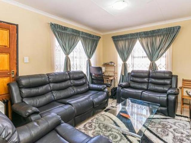 House for sale in West Rand Garden estates, Westonaria Local Municipality