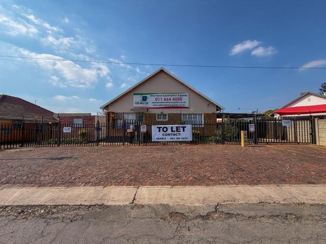 House for sale in Krugersdorp, Mogale City Local Municipality