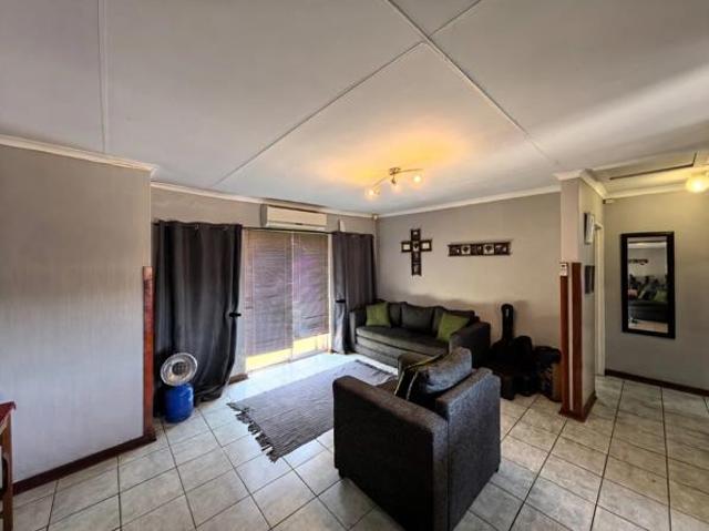 House for sale in Kimberley, Frances Baard District Municipality