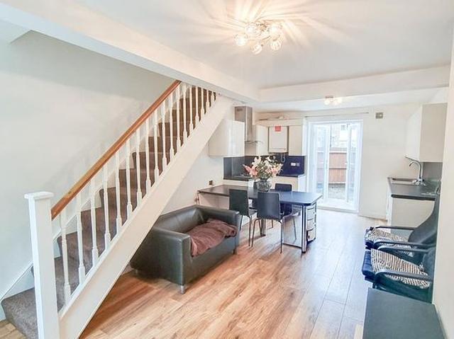 House for rent in London Borough of Merton, Mitcham