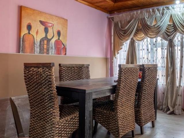 House for sale in Cape Town, Western Cape