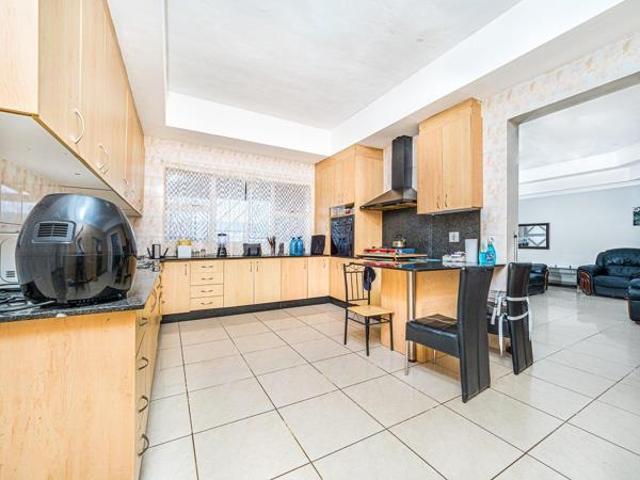 House for sale in Cape Town, Western Cape