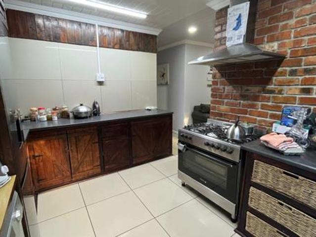 House for sale in Cape Town, Western Cape