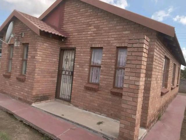 House for sale in Mafikeng, North West