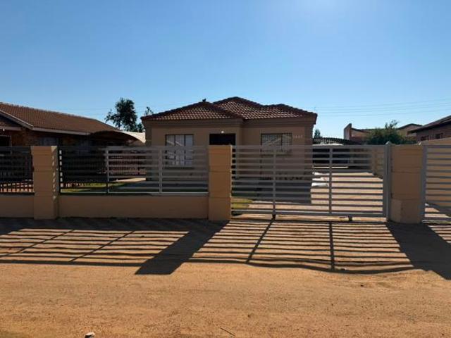 House for sale in Mafikeng, North West