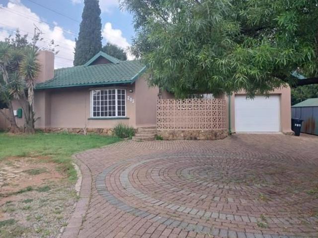 House for rent in Vosloorus, Gauteng