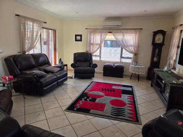House for sale in Waterkloof, Gauteng