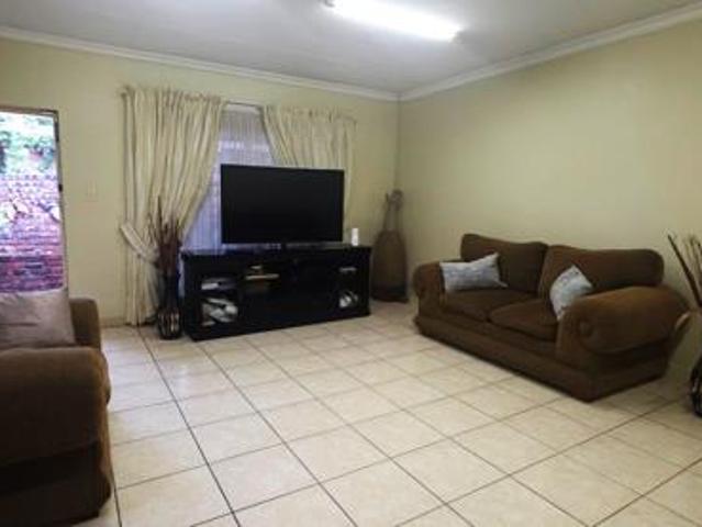 House for sale in Cape Town, Western Cape