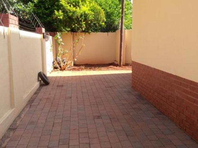 House for rent in Waterkloof, Gauteng