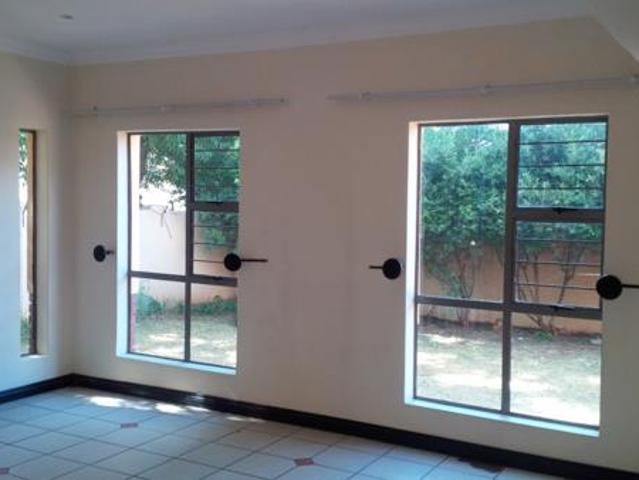 House for rent in Waterkloof, Gauteng