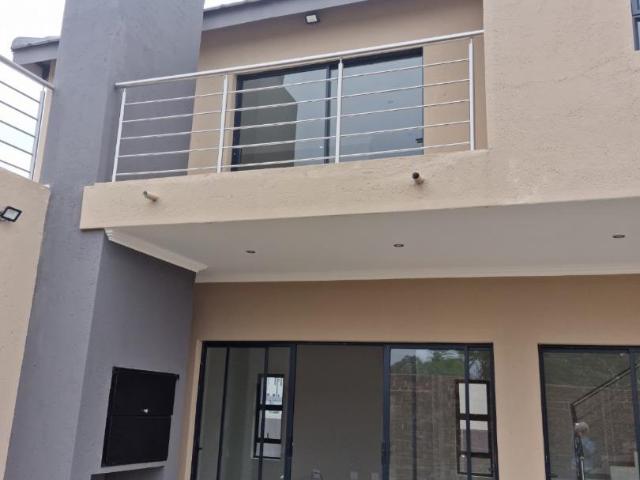 House for sale in Waterkloof, Gauteng