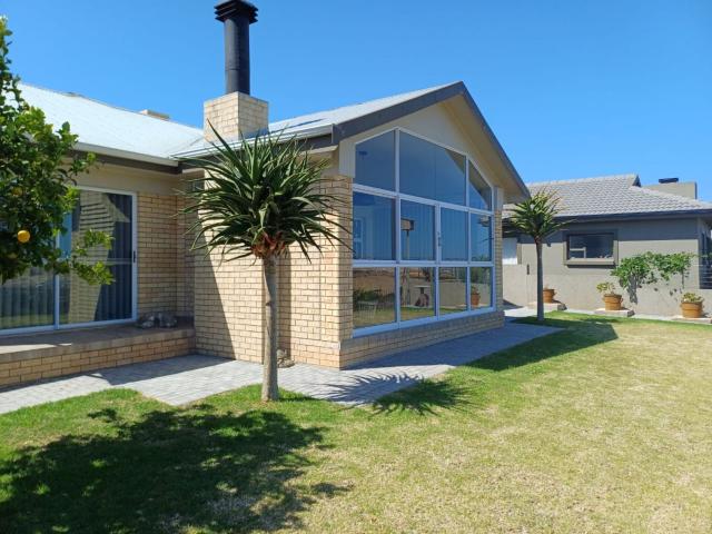 House for sale in Mossel Bay, Western Cape