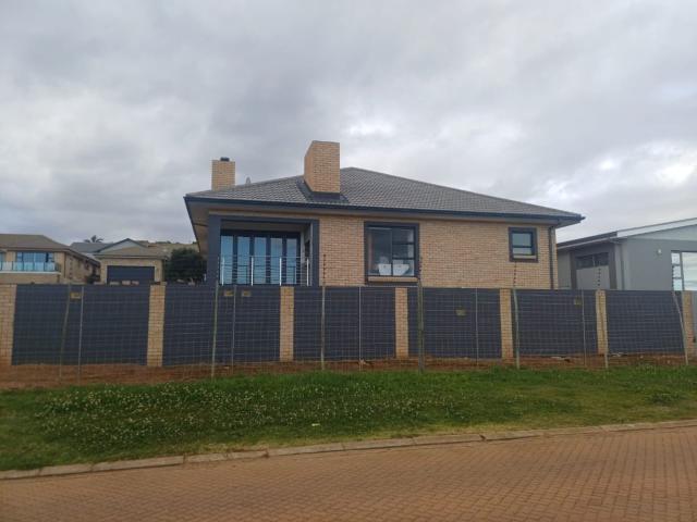 House for sale in Groot Brak Rivier, Western Cape