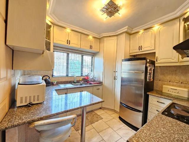 House for rent in Chatsworth, Kwazulu-natal