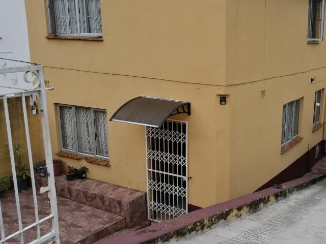 House for sale in Chatsworth, Kwazulu-natal