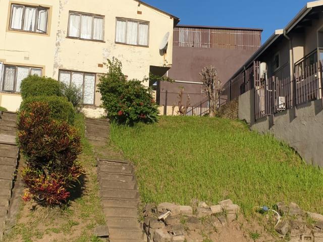 House for sale in Chatsworth, Kwazulu-natal