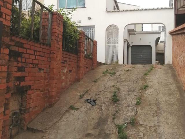 House for sale in Chatsworth, Kwazulu-natal