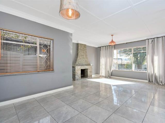 House for sale in Johannesburg, North & Sandton