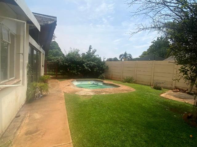 House for sale in Hartbeespoort Dam Nature Reserve, North West
