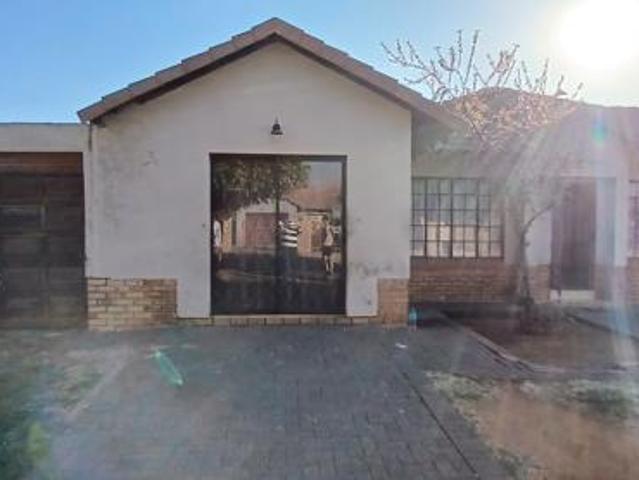 House for sale in North West