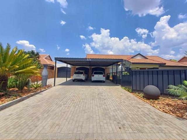 House for sale in Naboomspruit, Limpopo