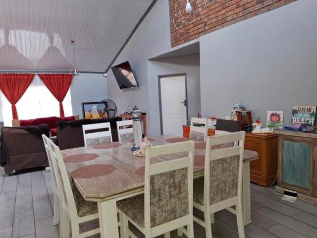 House for sale in Naboomspruit, Limpopo