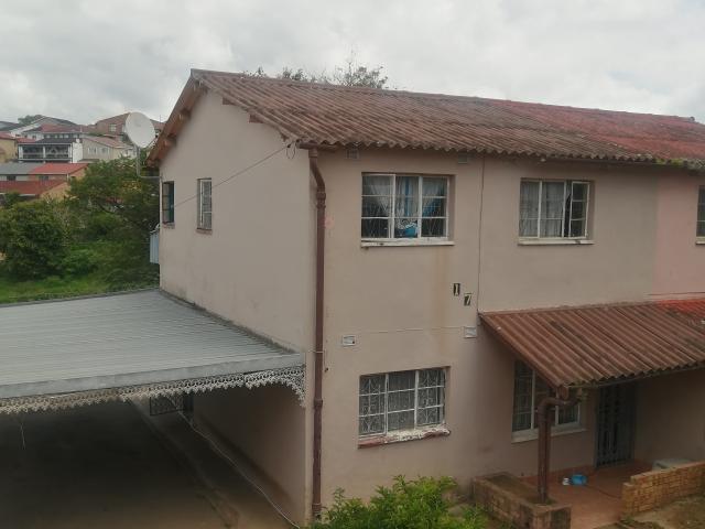 House for sale in Chatsworth, Kwazulu-natal
