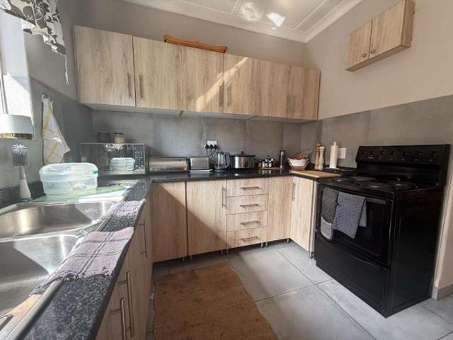 House for rent in Waterkloof, Gauteng
