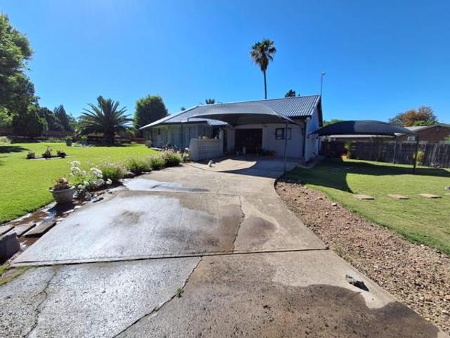 House for sale in Kroonstad, Moqhaka Local Municipality